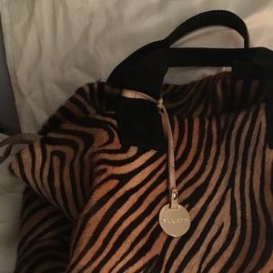 Tiger print small tote publications